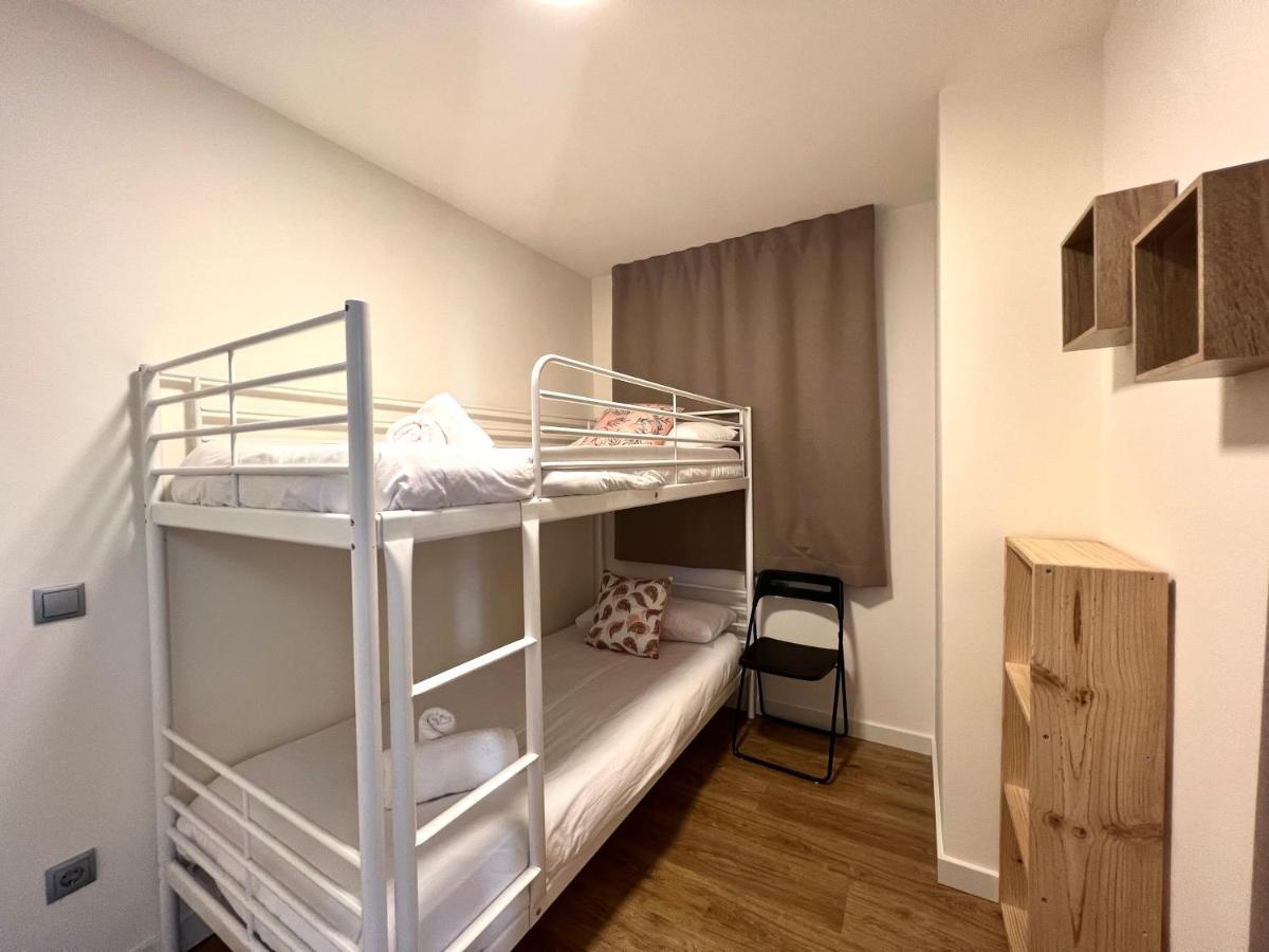Espot Cowork & Apartments - L'Amfitriona ภายนอก รูปภาพ