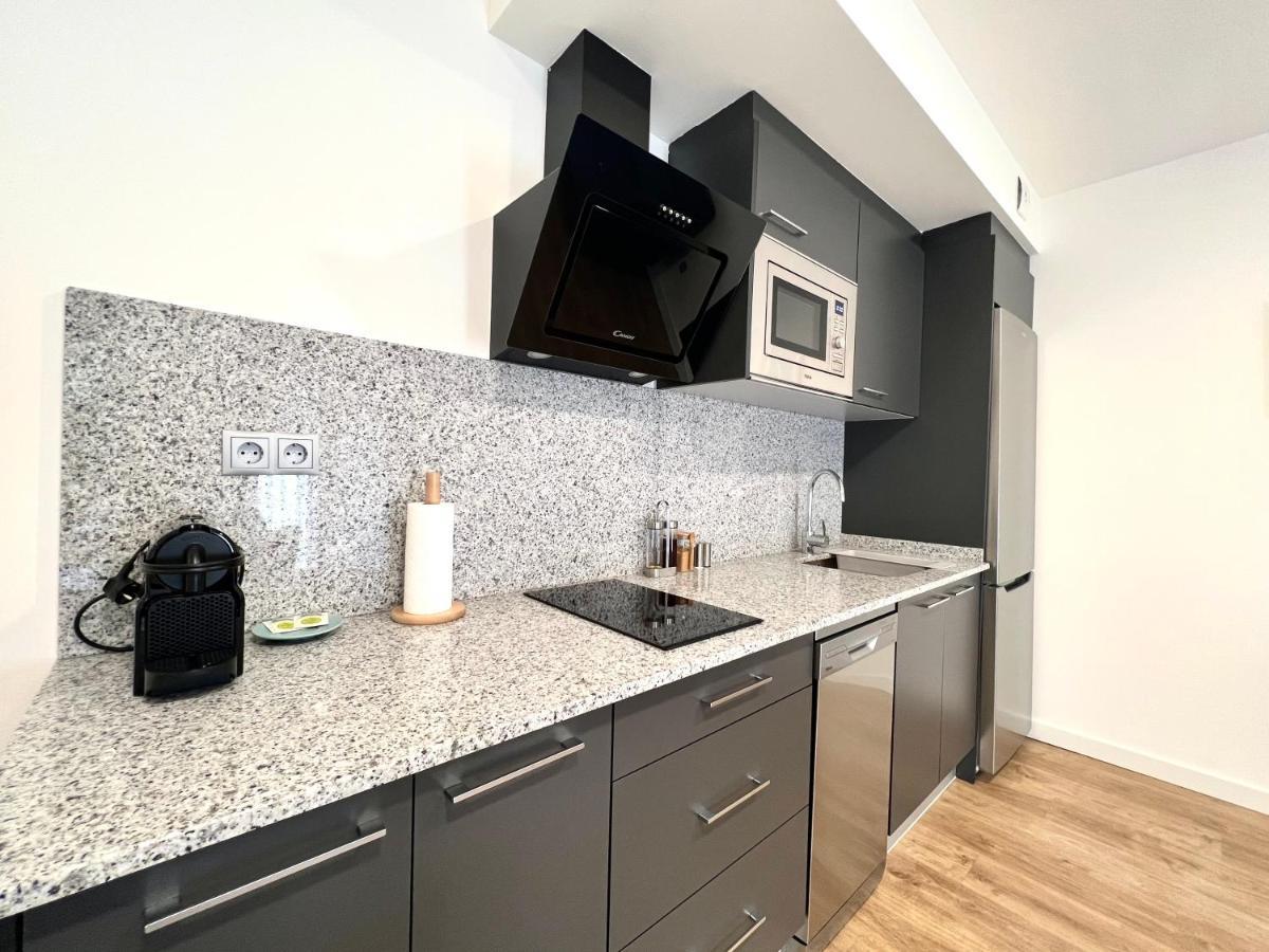 Espot Cowork & Apartments - L'Amfitriona ภายนอก รูปภาพ